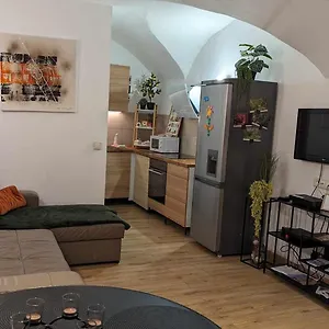 Appartement 30m², Pourrieres